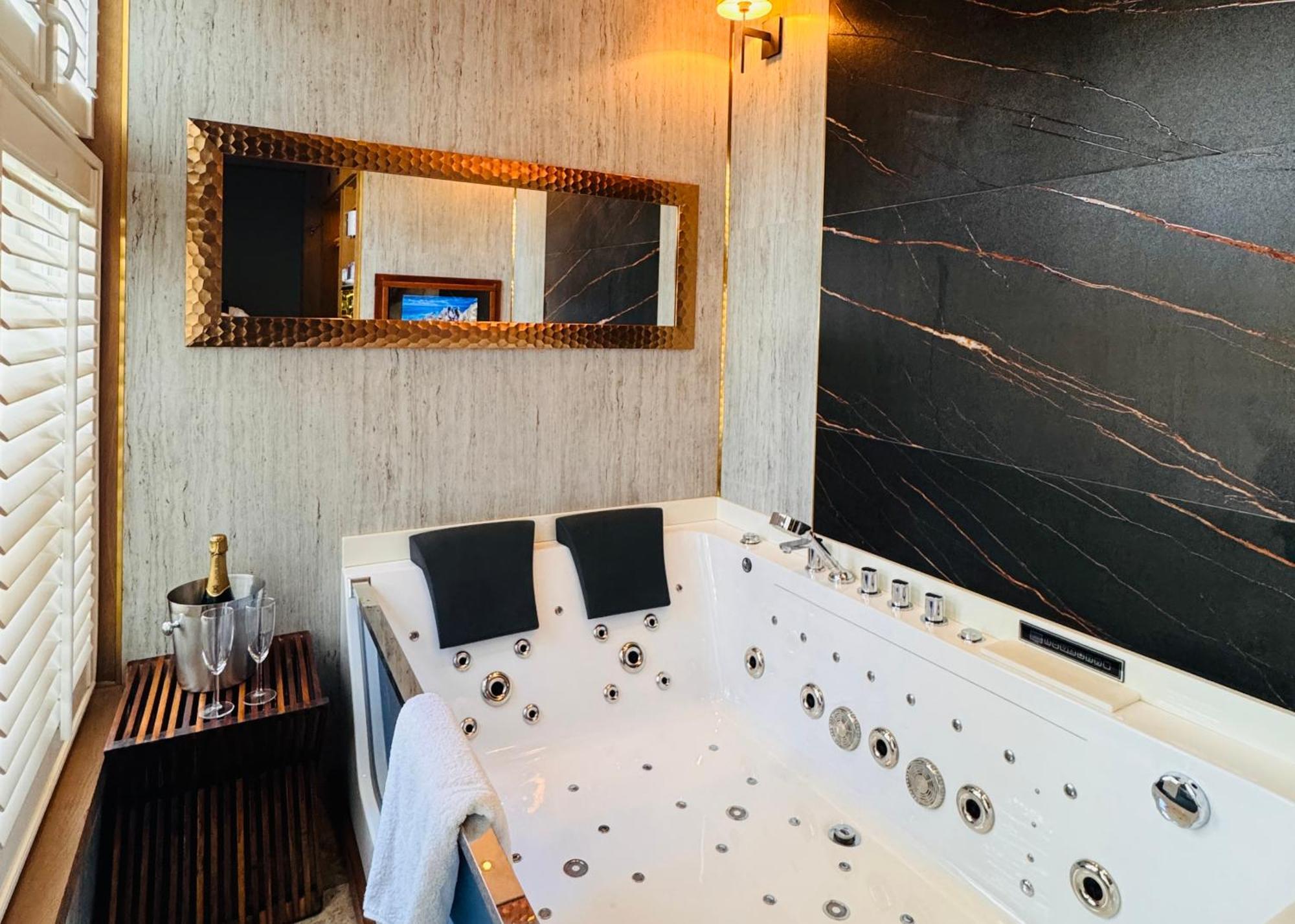 Mala Anglia Deluxe Rooms & Spa Sopot Eksteriør bilde